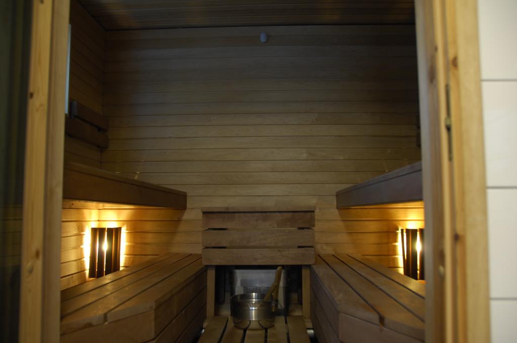 Guesthouse Husky อีวาโล ภายนอก รูปภาพ