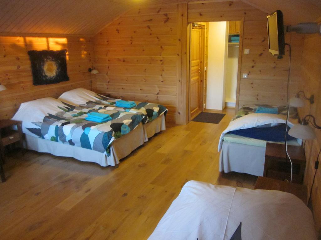 Guesthouse Husky อีวาโล ห้อง รูปภาพ
